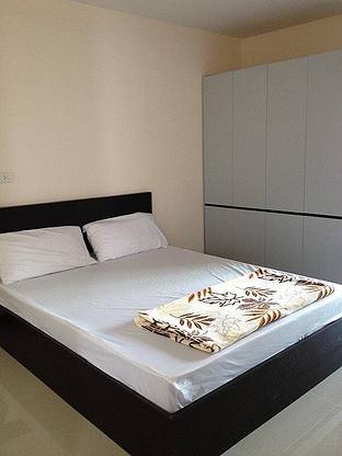 1 Bed Condo — photo 2