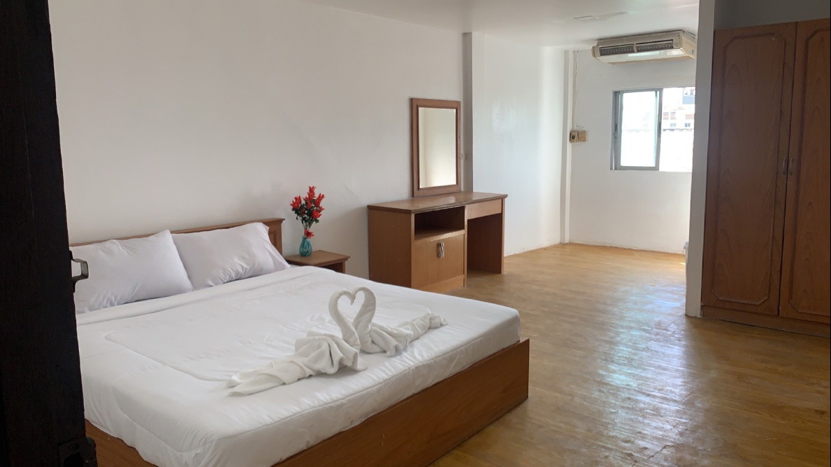 Condo · bangkok — photo 2