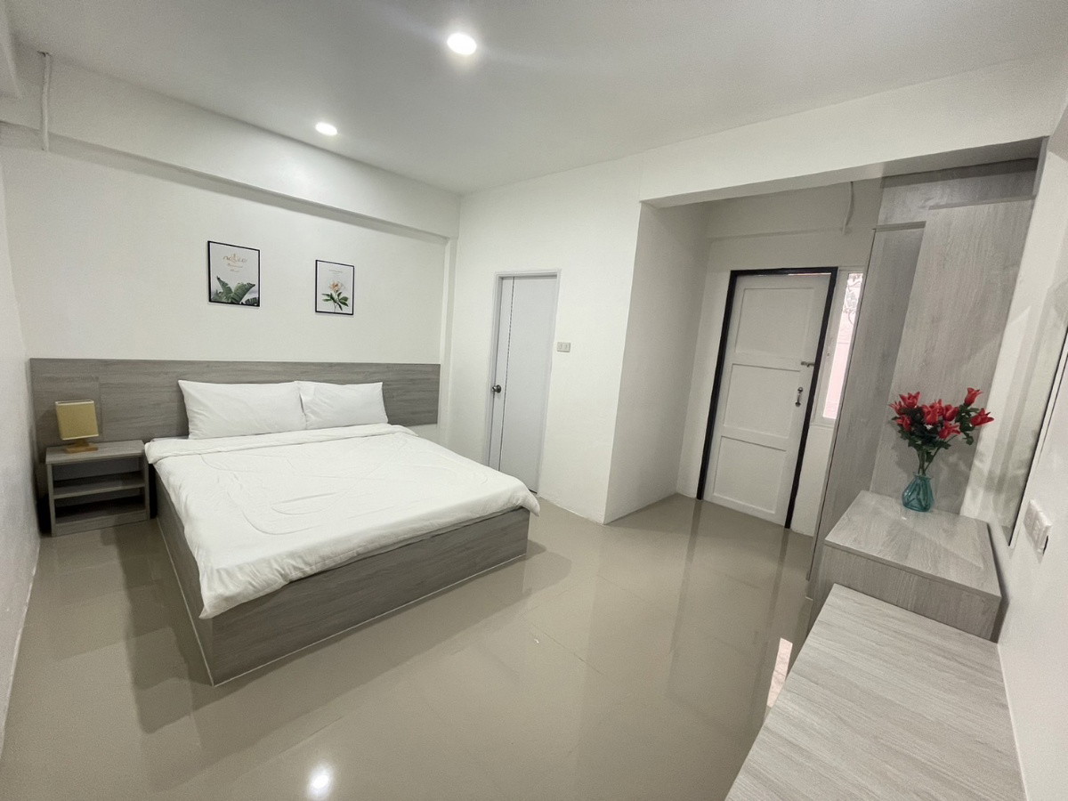Condo · Huai Khwang, bangkok