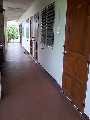 1 Bed Condo — photo 3