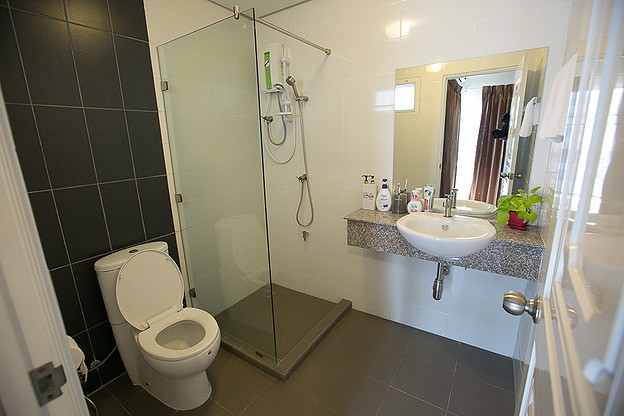 1 Bed Condo · Pathum Wan, bangkok — photo 2
