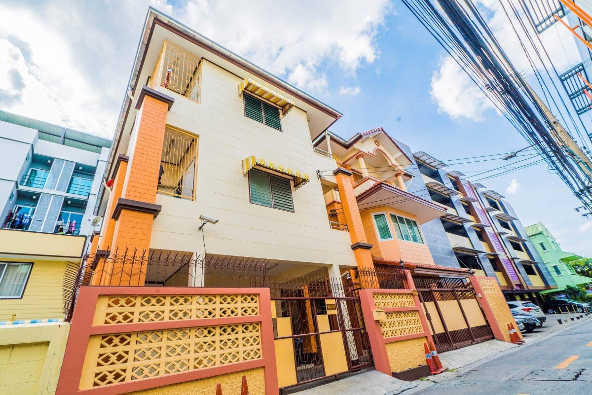 Condo · bangkok