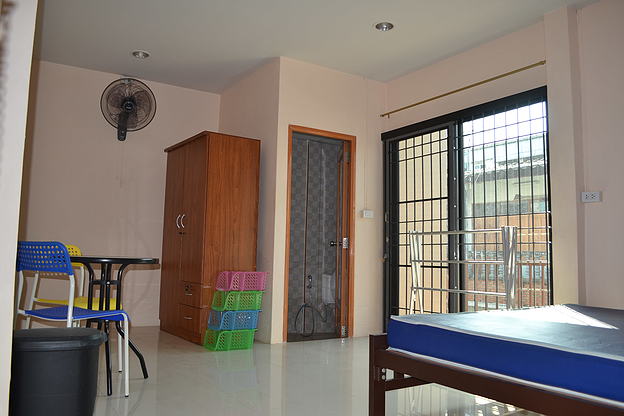 1 Bed Condo · Khlong Toei, bangkok — photo 5