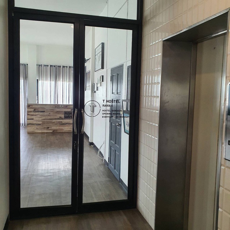 1 Bed Condo · Khlong Toei, bangkok — photo 5