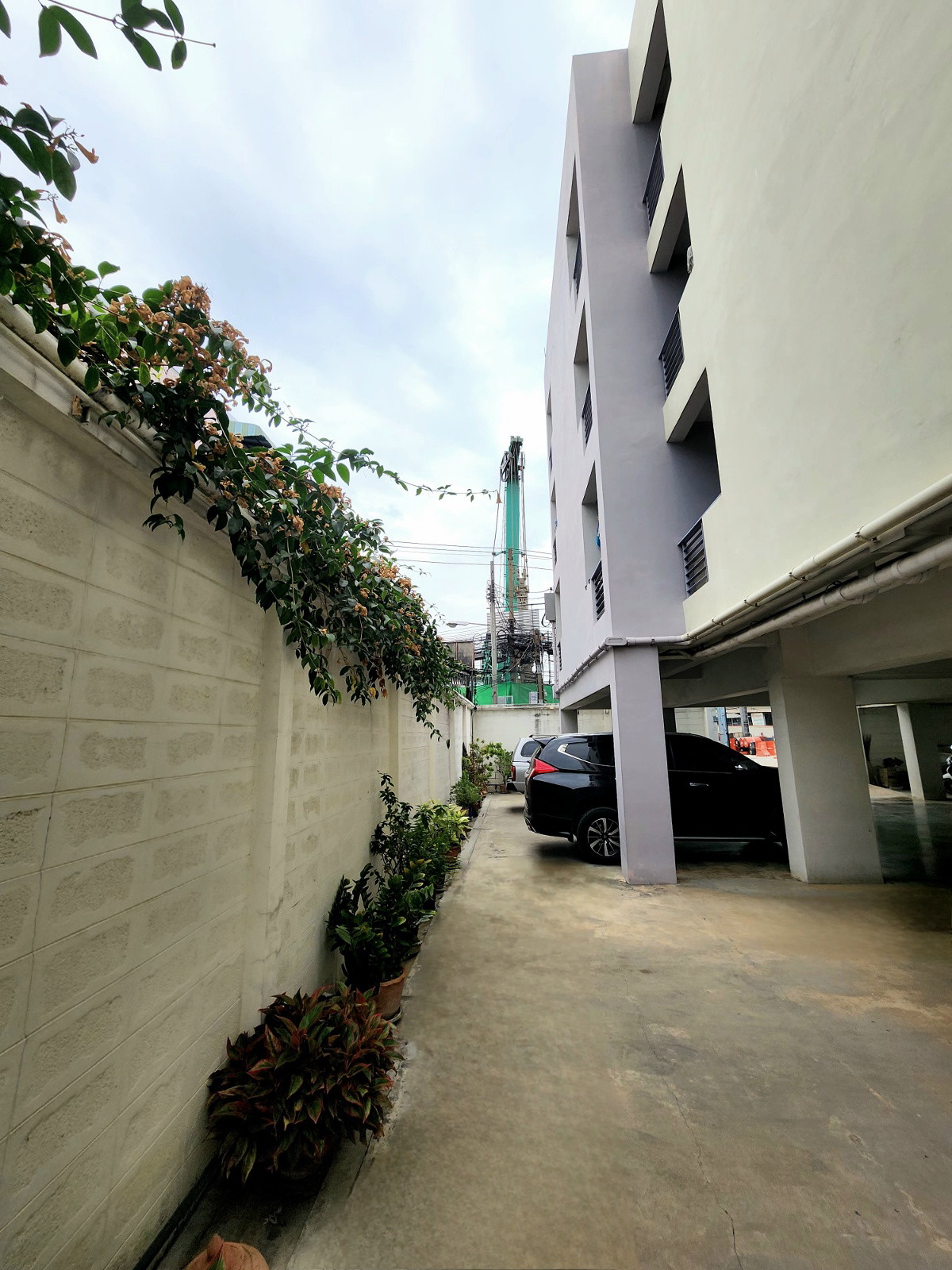 1 Bed Condo · Thon Buri, bangkok — photo 4