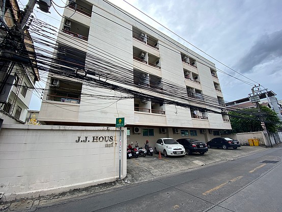 1 Bed Condo · bangkok