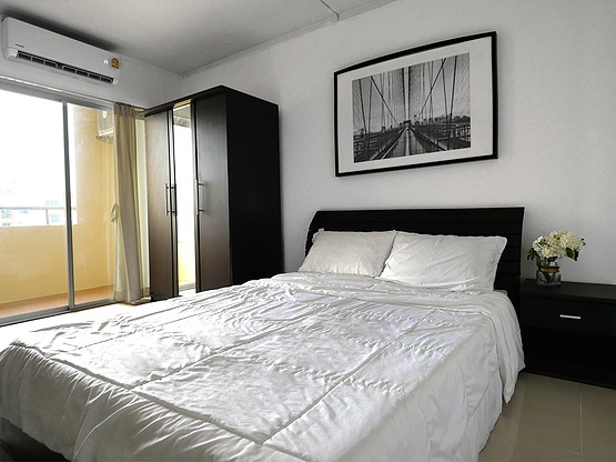 1 Bed Condo · Huai Khwang, bangkok