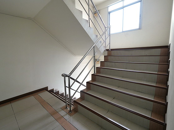 1 Bed Condo · Huai Khwang, bangkok — photo 5