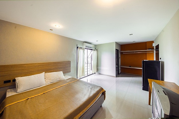 Condo · chon_buri
