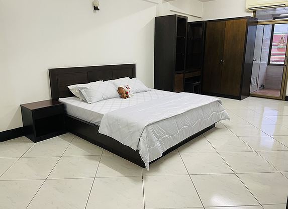1 Bed Condo · Yan Nawa, bangkok — photo 1