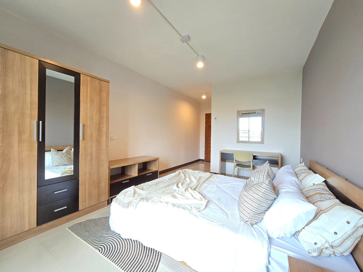 1 Bed Condo · Wang Thonglang, bangkok — photo 4