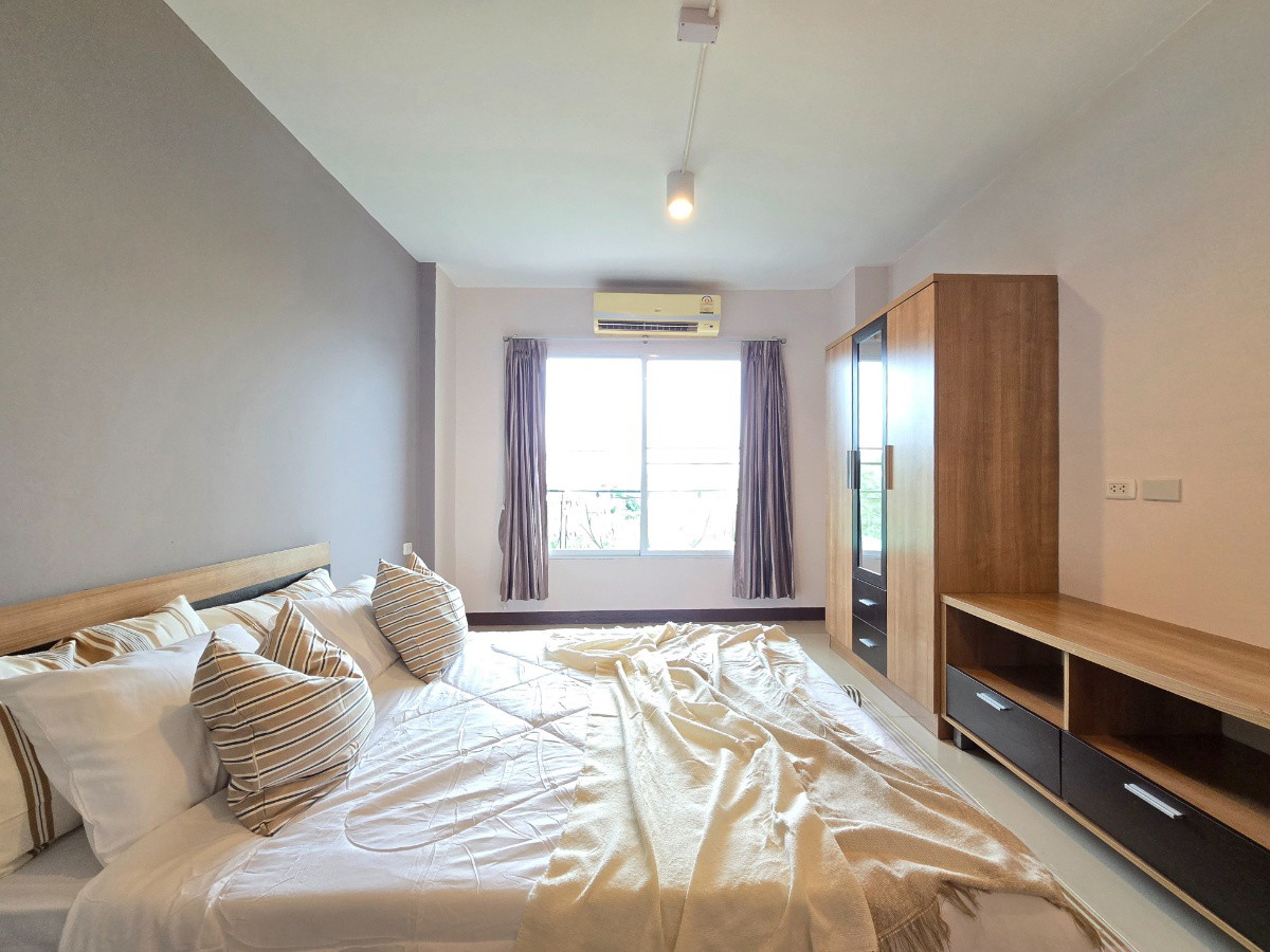 1 Bed Condo · Wang Thonglang, bangkok — photo 5