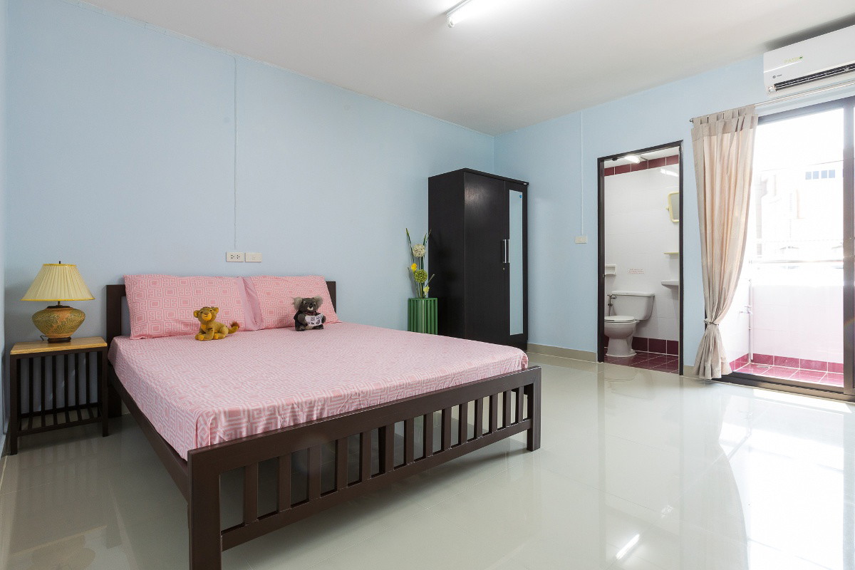 Condo · bangkok — photo 2