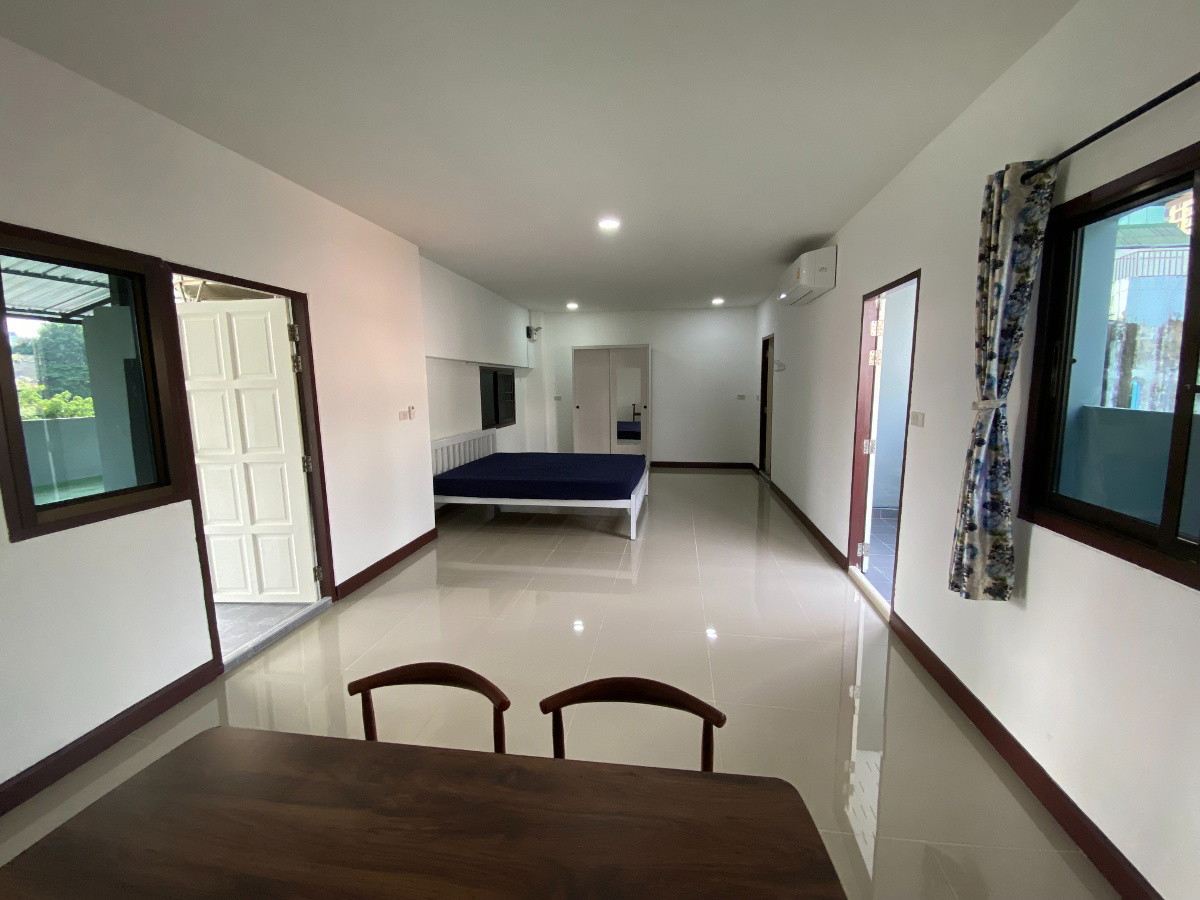 1 Bed Condo · Sathon, bangkok — photo 1