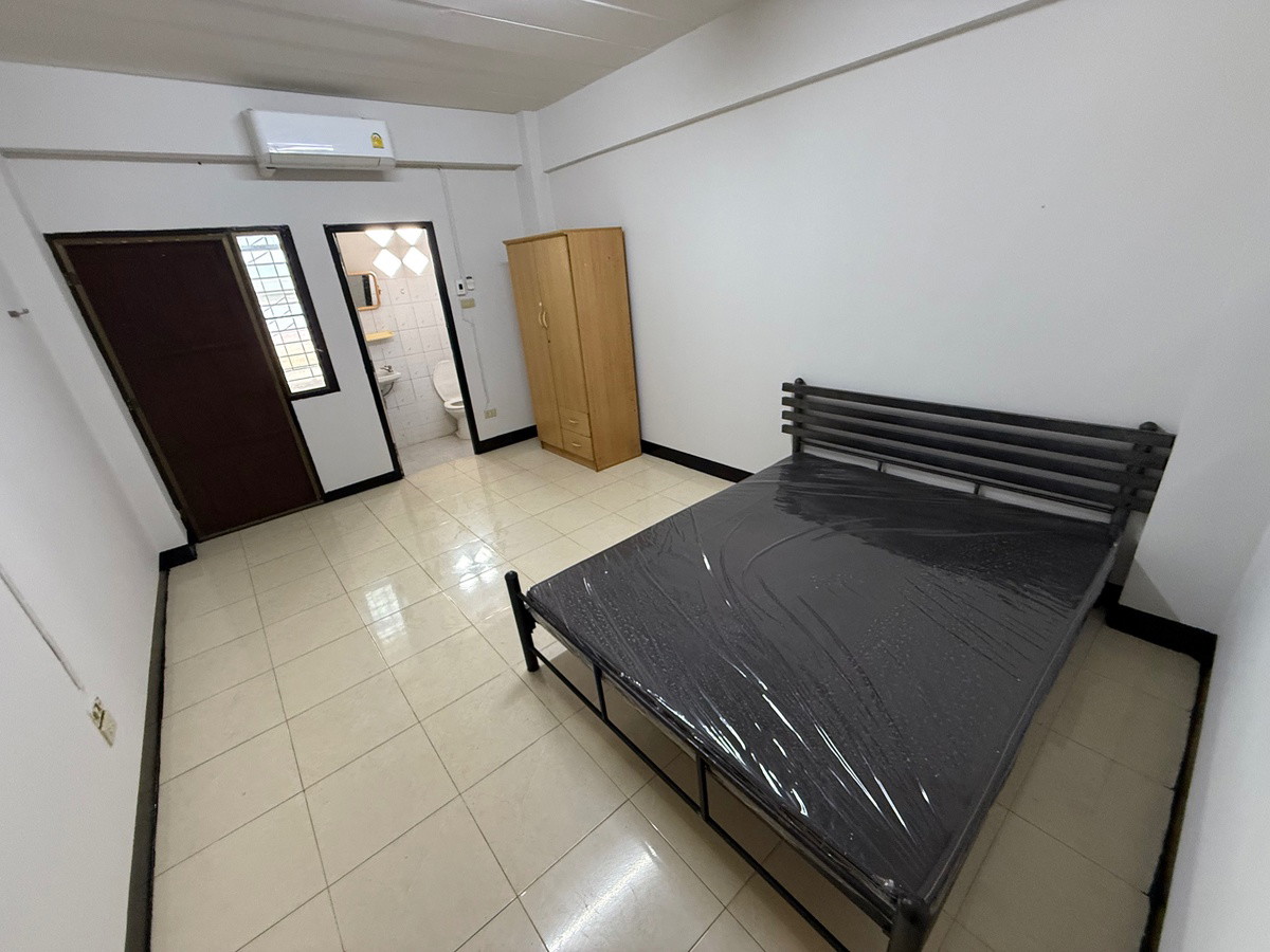 1 Bed Condo · Saphan Sung, bangkok — photo 2