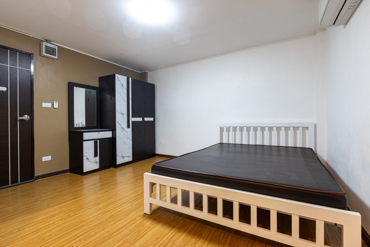 The Light Residence