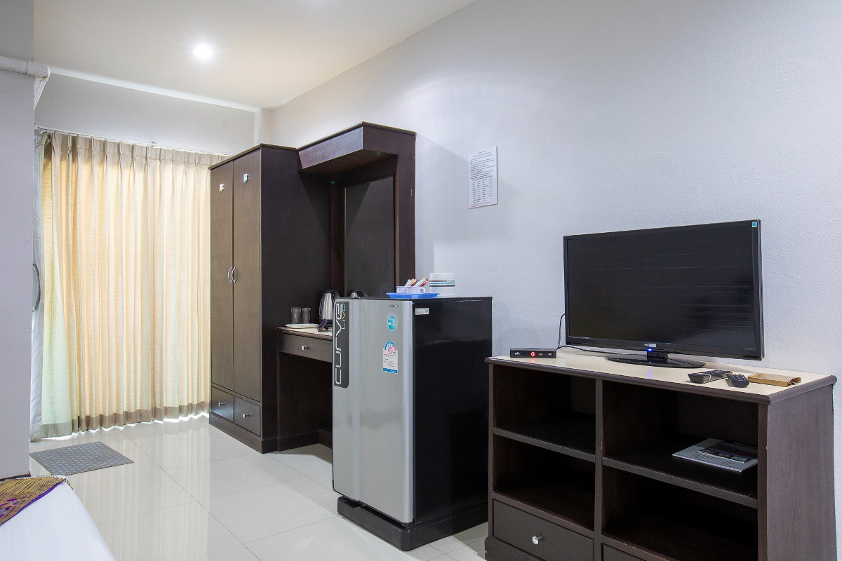 1 Bed Condo — photo 4