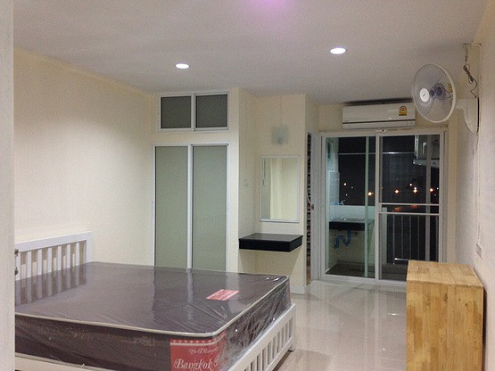 Condo · pathum_thani — photo 3