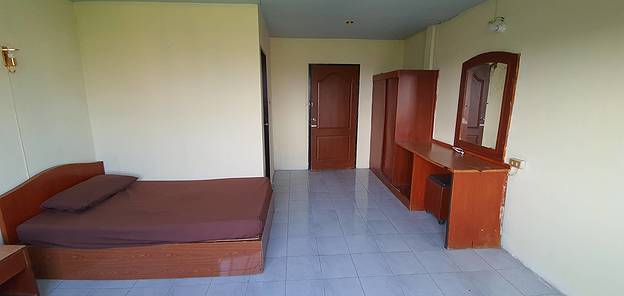 1 Bed Condo — photo 4