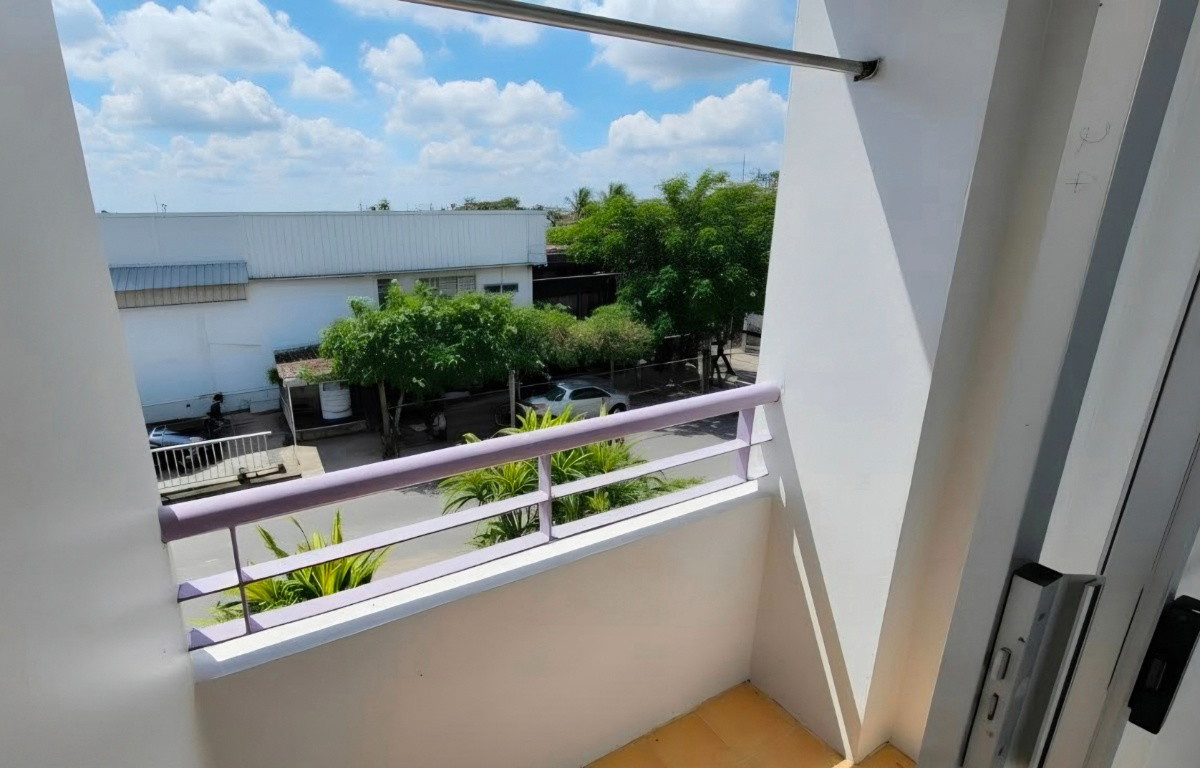 1 Bed Condo · Nong Chok, bangkok — photo 3