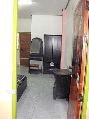 1 Bed Condo — photo 1