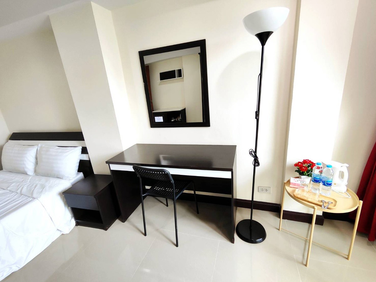 Condo · Khlong San, bangkok — photo 2