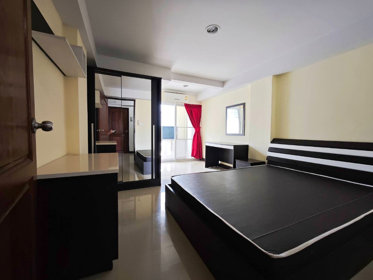 Condo · Khlong San, bangkok — photo 4