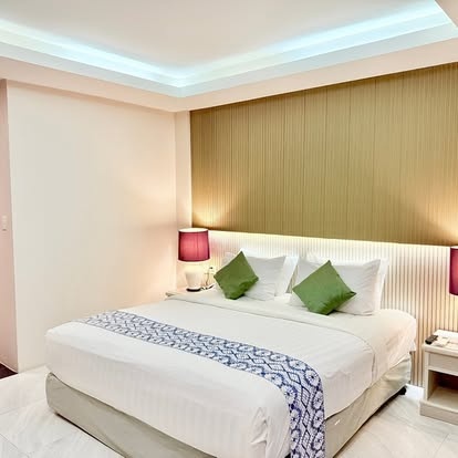 1 Bed Condo — photo 4