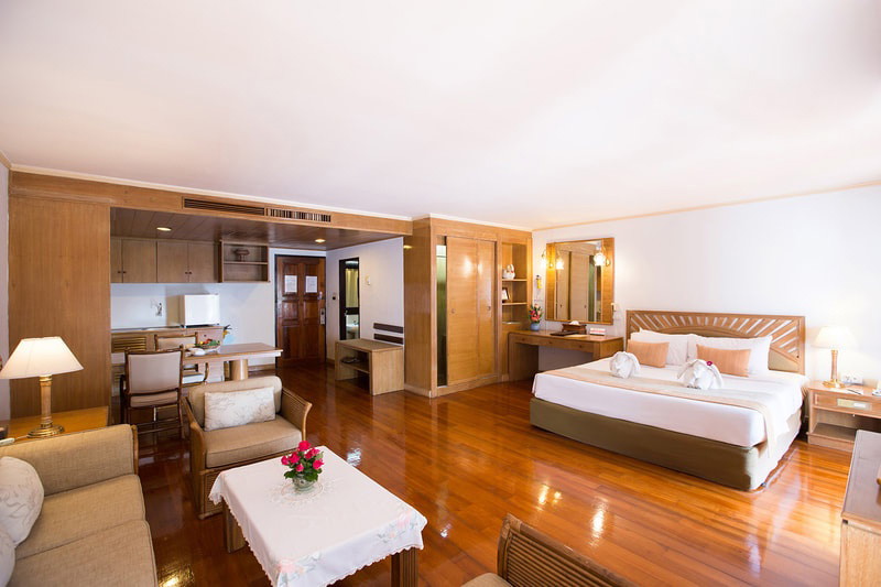 1 Bed Condo — photo 4