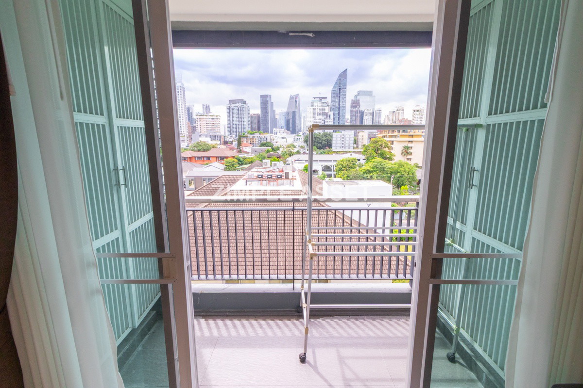 1 Bed Condo · Watthana, bangkok — photo 1
