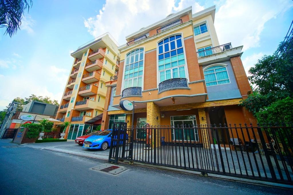 1 Bed Condo · Watthana, bangkok — photo 1