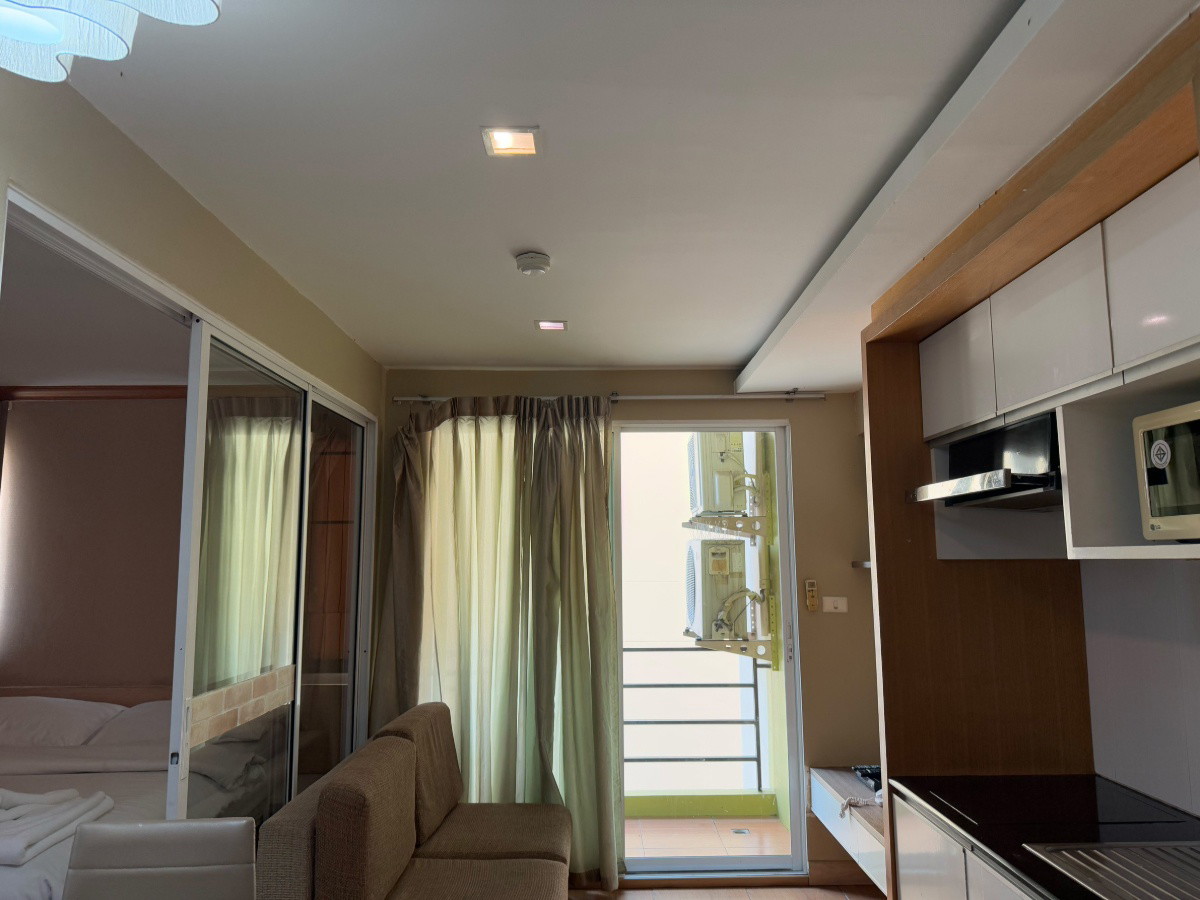 1 Bed Condo · Watthana, bangkok — photo 4