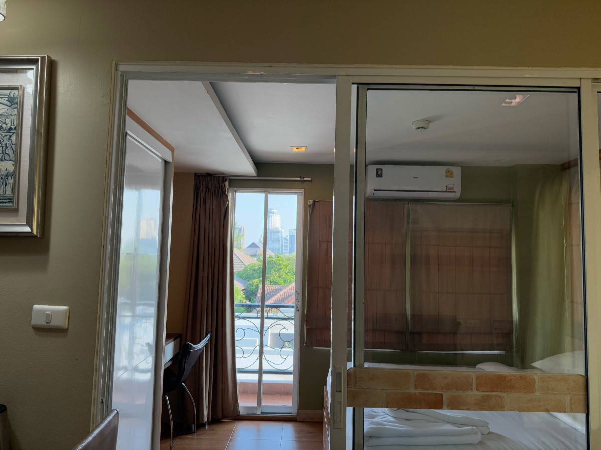 1 Bed Condo · Watthana, bangkok — photo 5