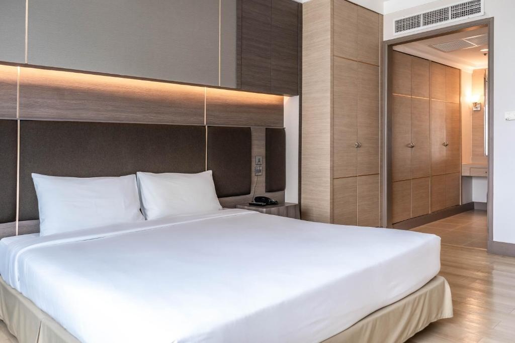 1 Bed Condo · Watthana, bangkok — photo 3