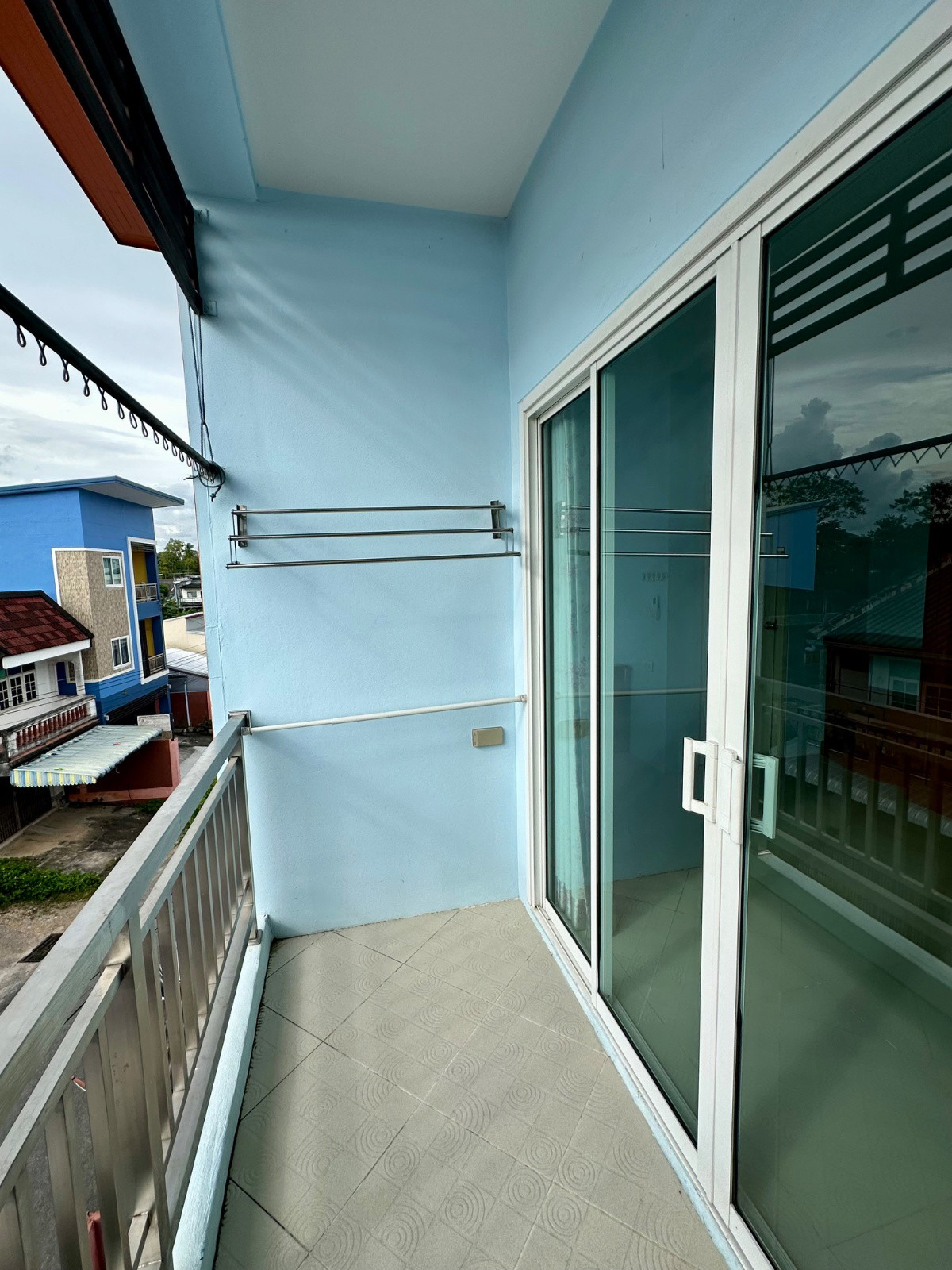 Condo — photo 5