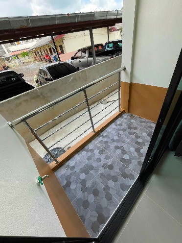 1 Bed Condo — photo 4