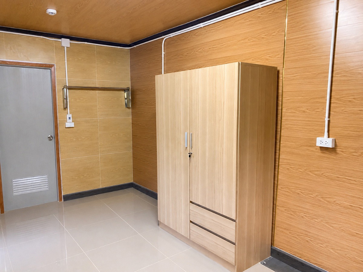 1 Bed Condo — photo 4