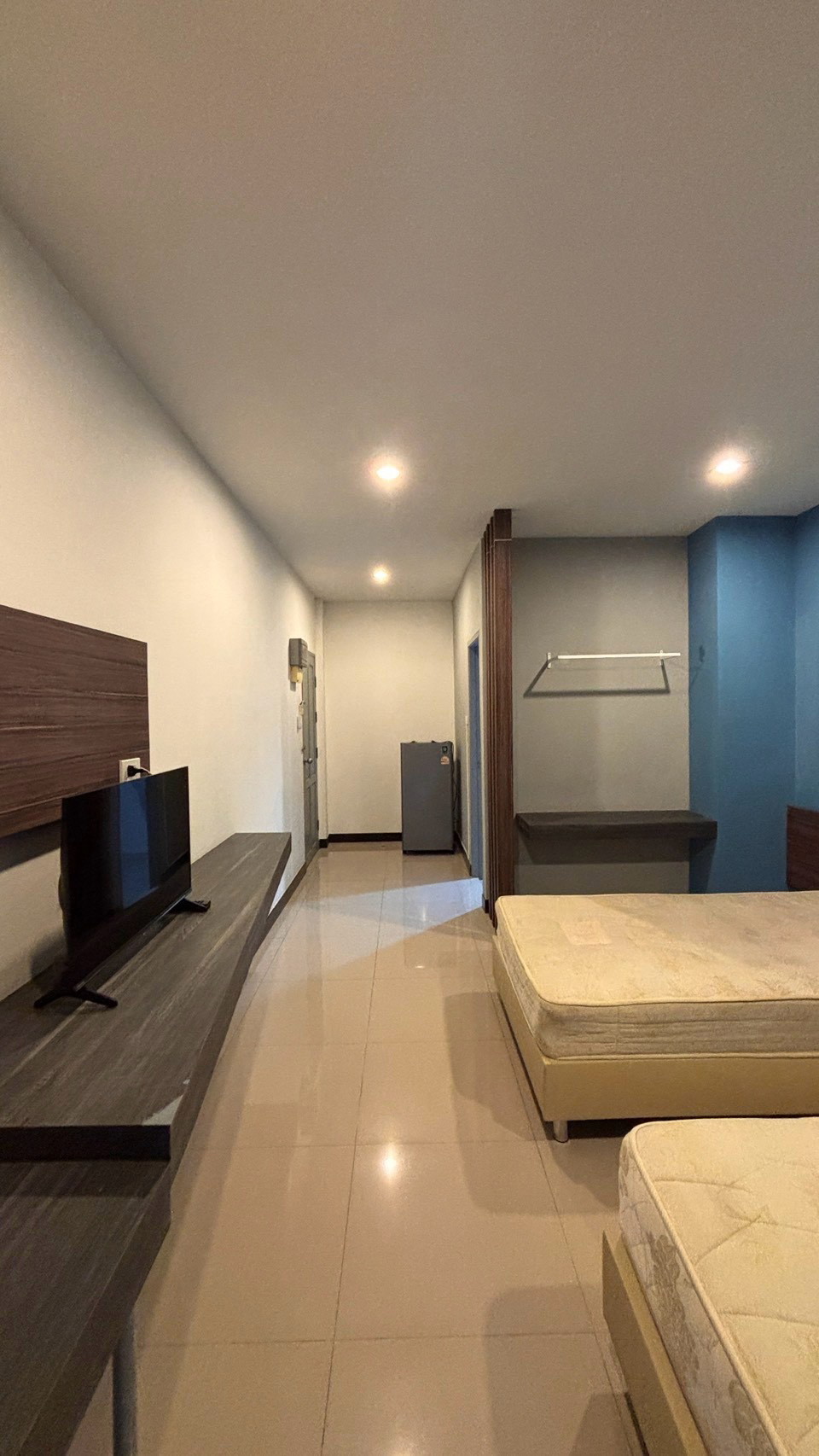 1 Bed Condo — photo 3