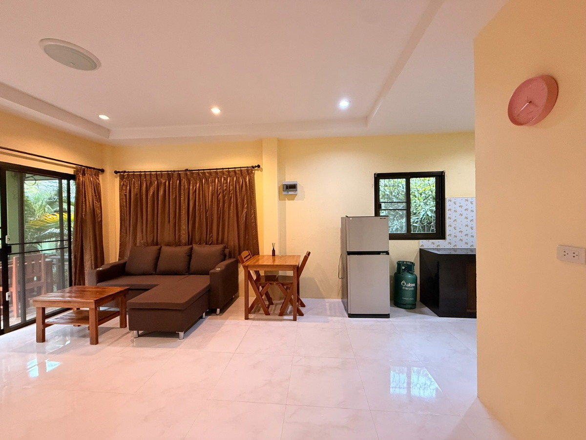1 Bed Condo — photo 4