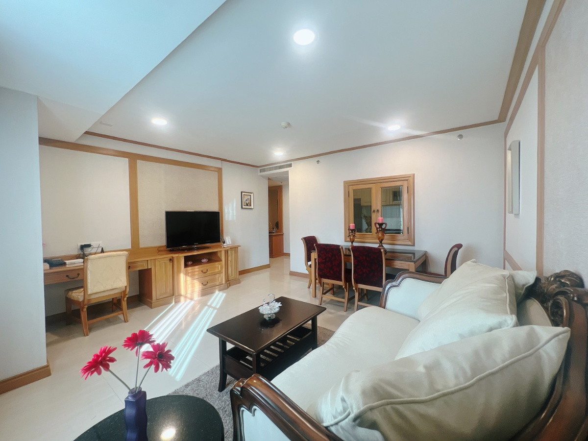 1 Bed Condo · Watthana, bangkok