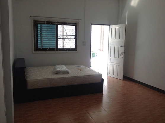 Condo — photo 2