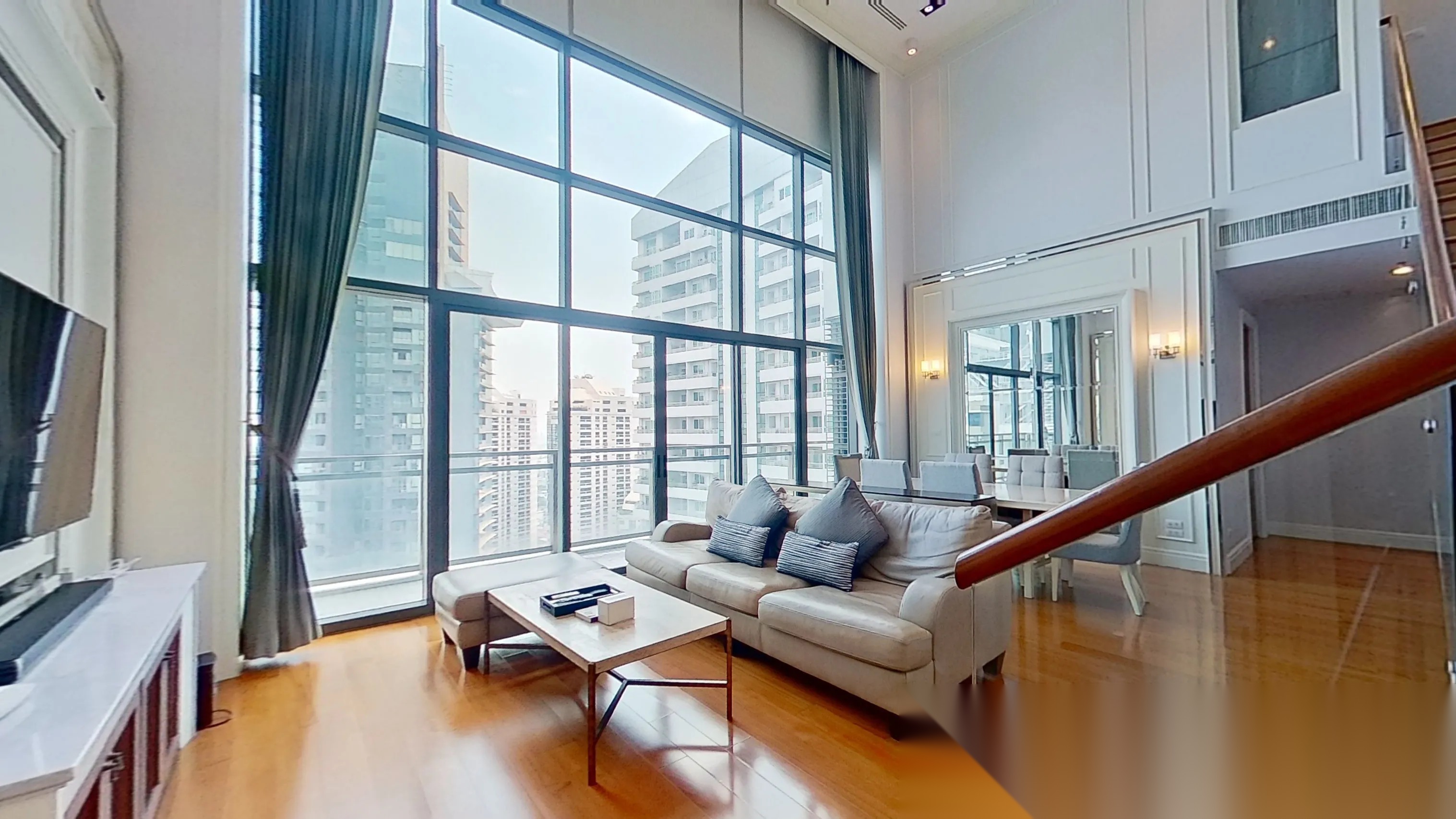 3 Bedroom Condo for sale at Bright Sukhumvit 24 — photo 2