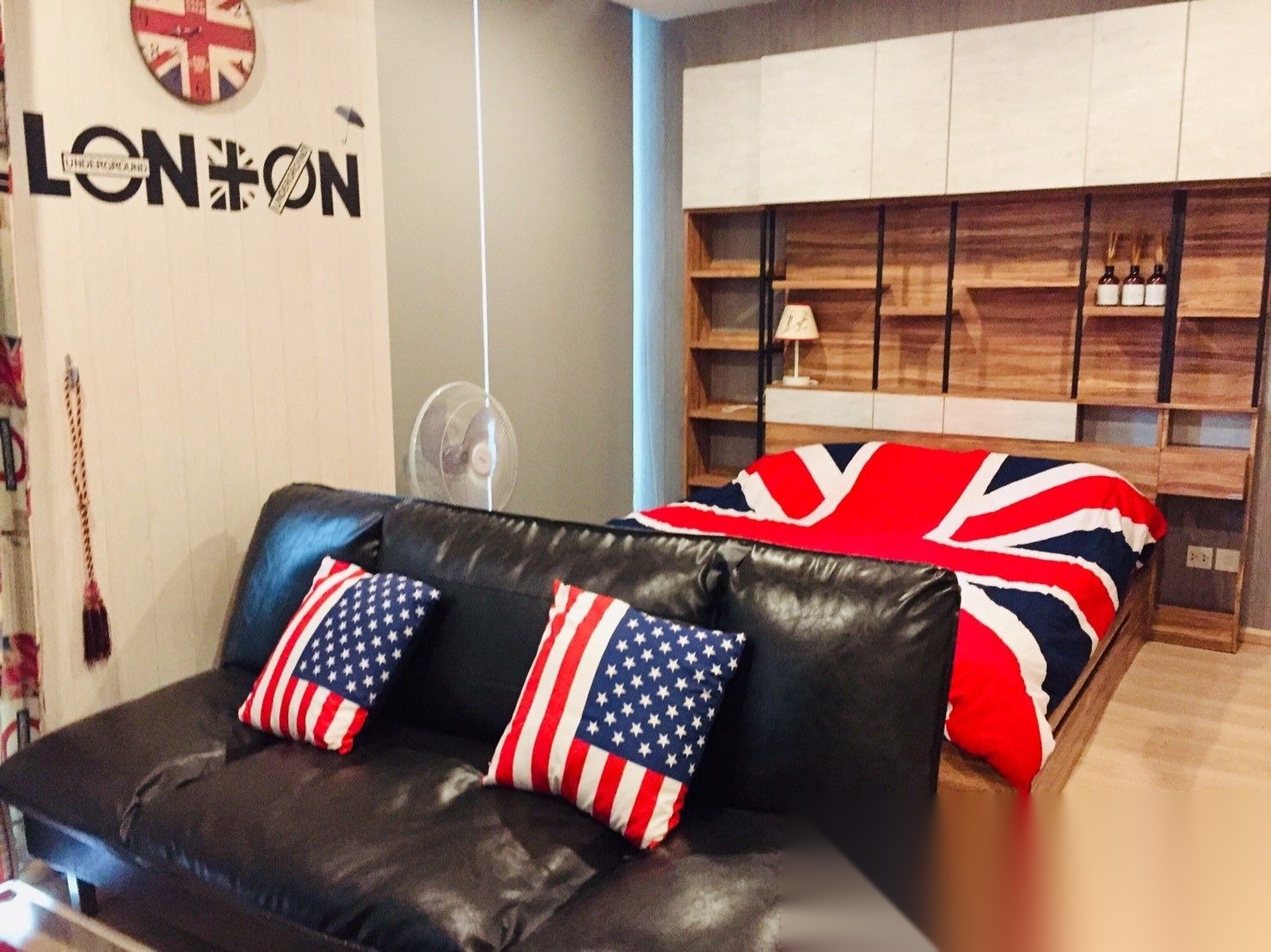 Studio Condo for sale at Noble Revolve Ratchada — photo 2