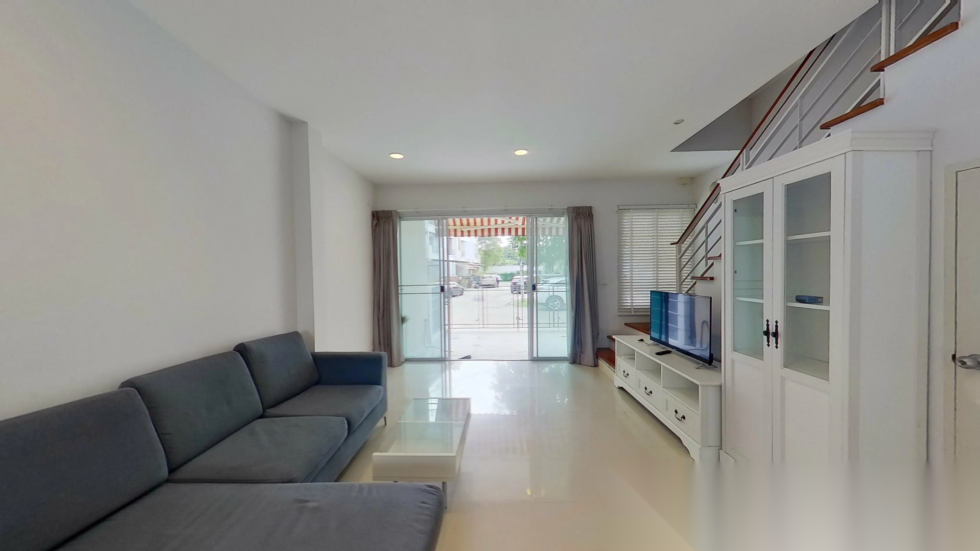 3 Bedroom Townhouse for sale at Ban Klang Mueang S-Sense Sathorn-Taksin 2 — photo 1