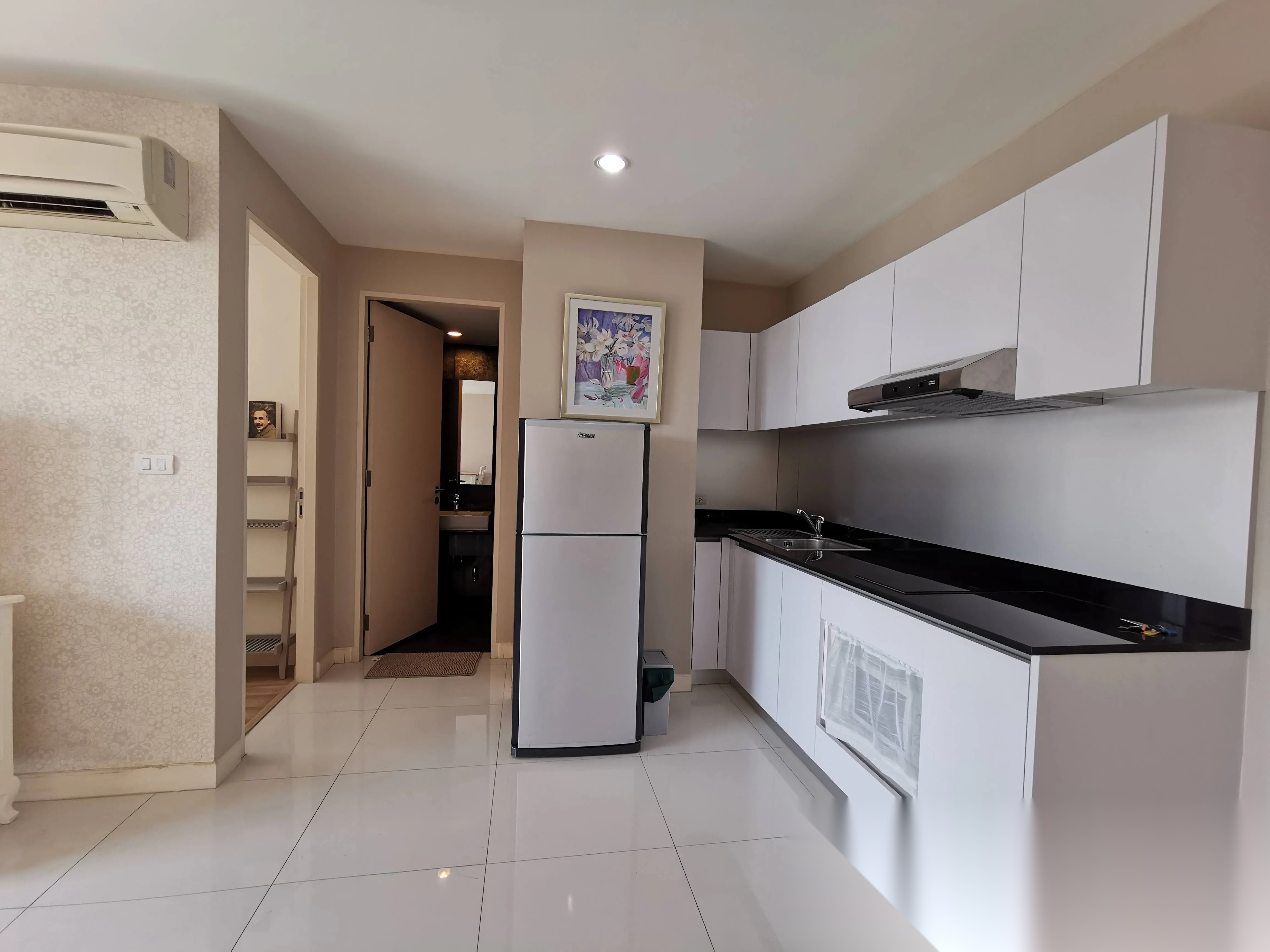 1 Bedroom Condo for sale at Voque Sukhumvit 16 — photo 3