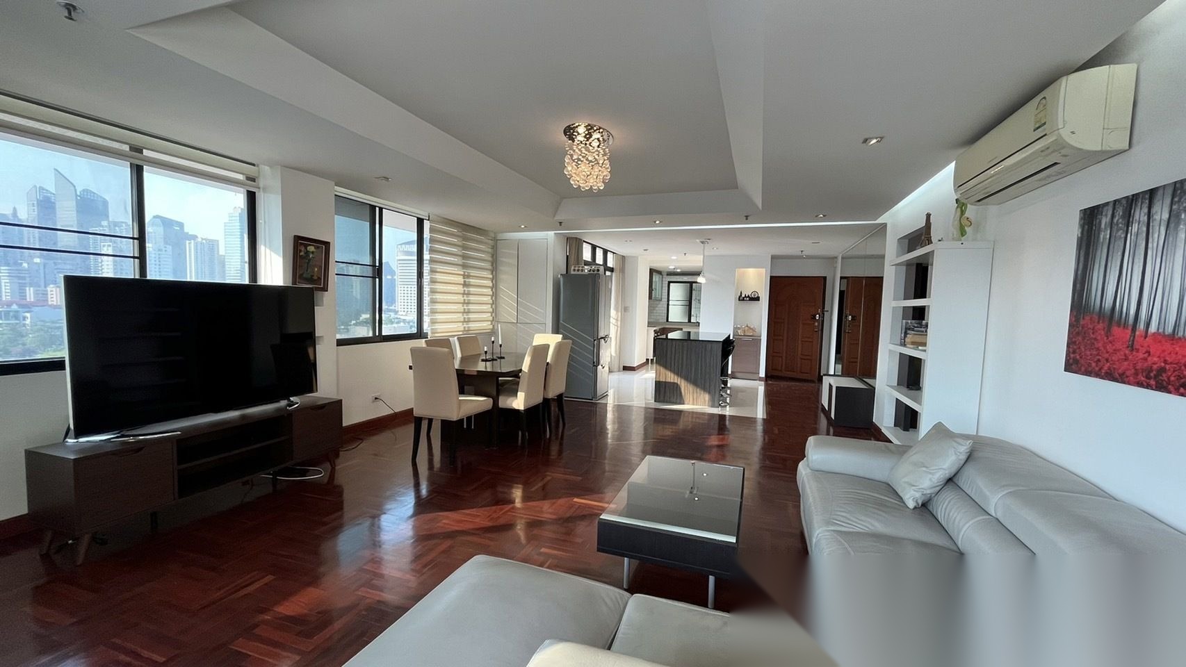 2 Bedroom Condo for sale at Baan Prompong — photo 3