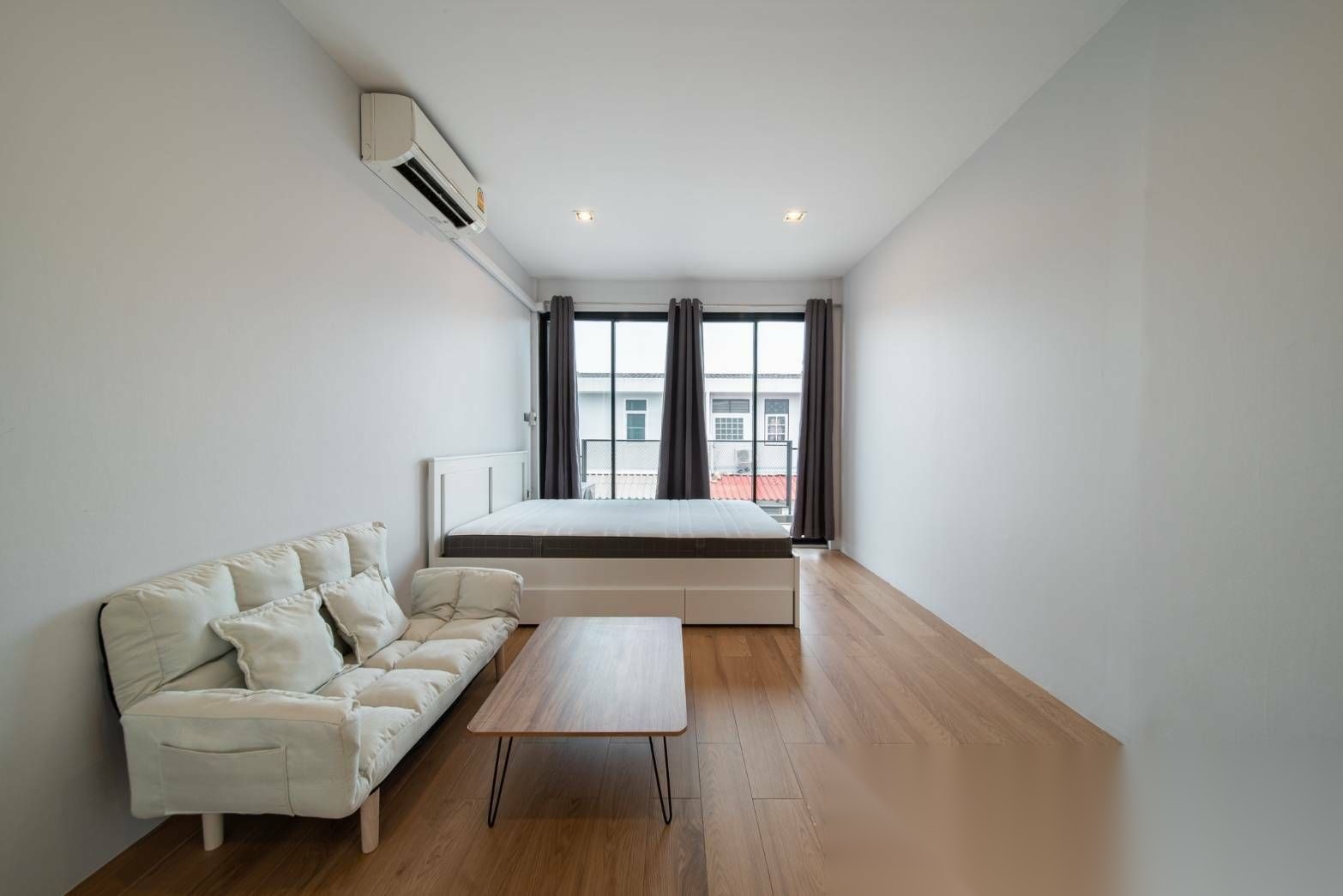 Modern House for Sale in Soi Ekkamai 22 — photo 5