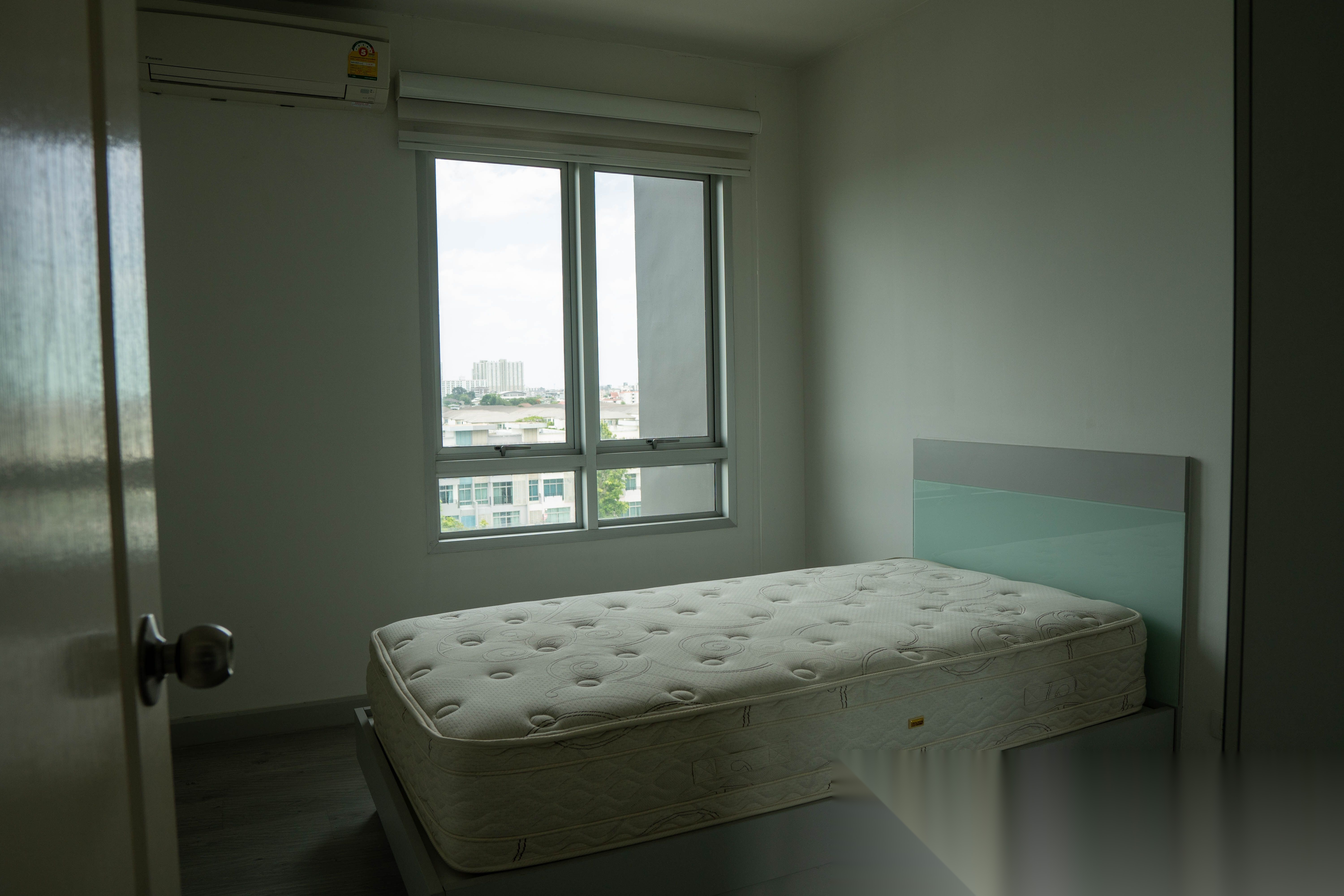 3 Bedroom Condo for sale at Chambers Ramintra — photo 4