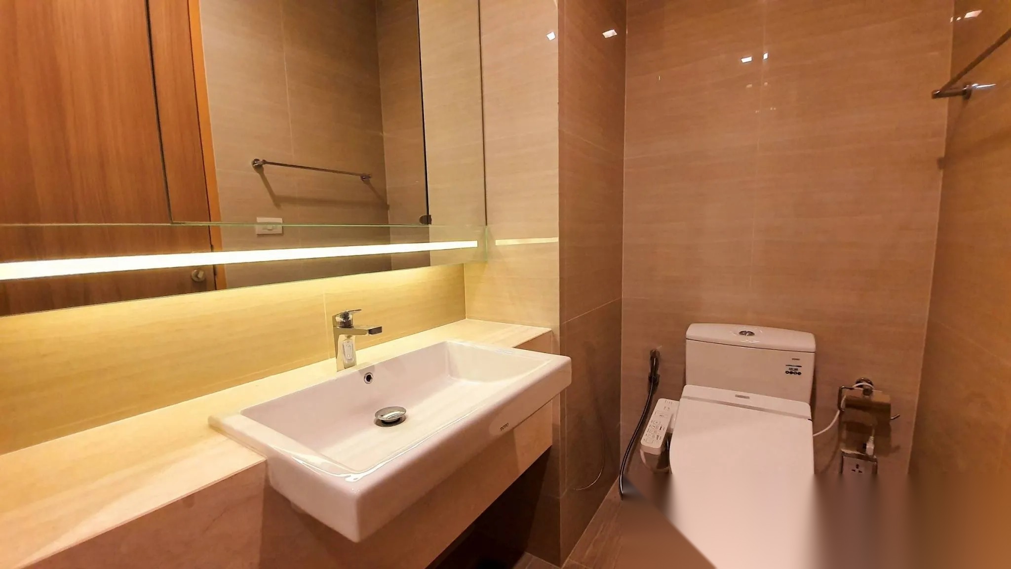 1 Bedroom Condo for sale at Noble BE33 — photo 5