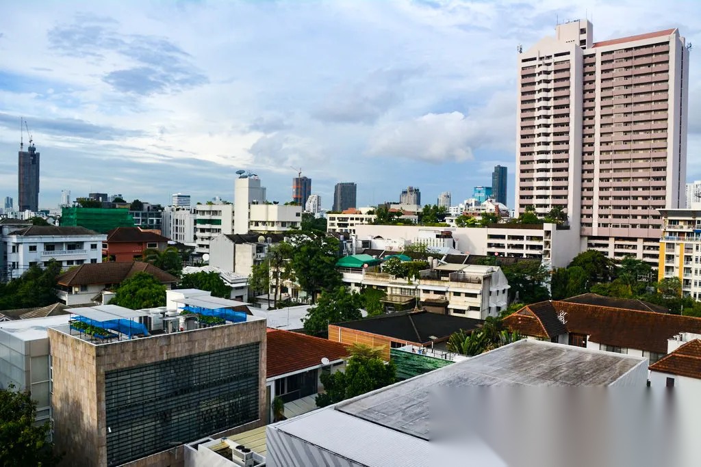 3 Bedroom Condo for sale at The Rise Sukhumvit 39 — photo 1